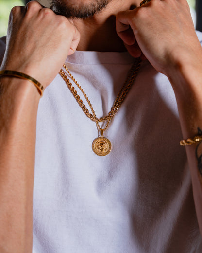 Lion Pendant Gold