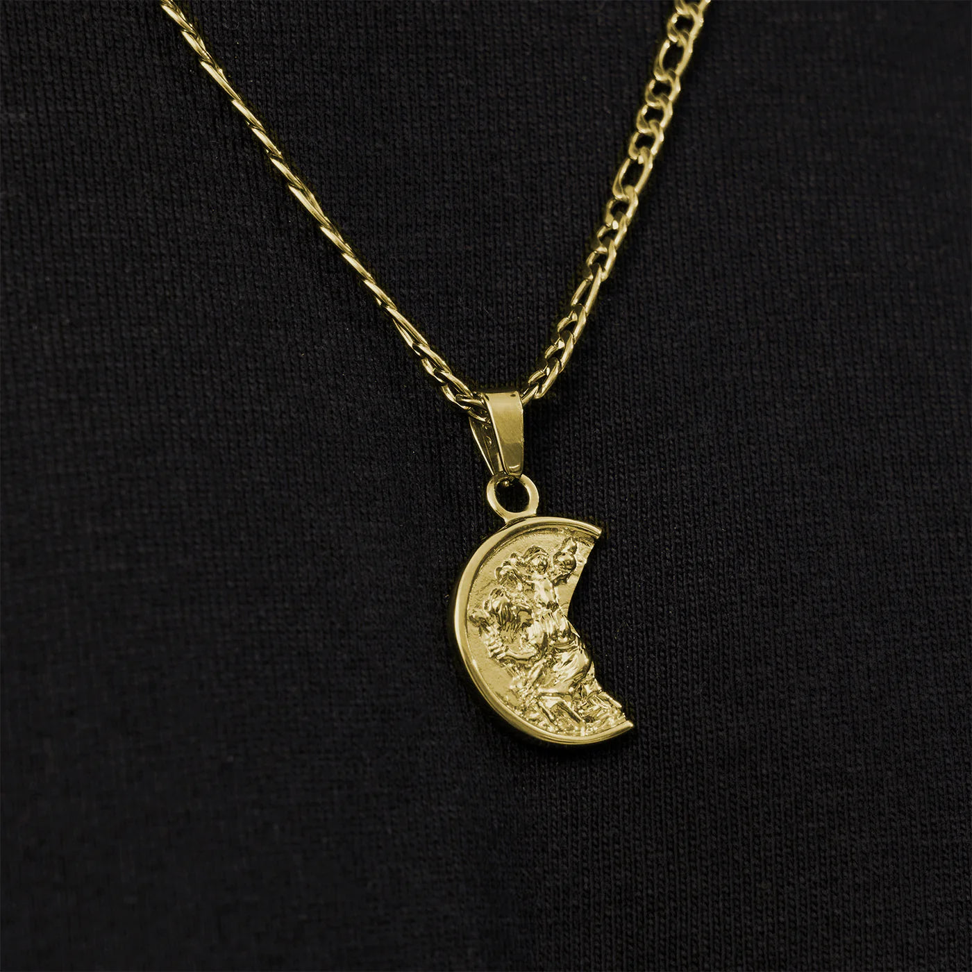 St.Christopher Half Moon Pendant Gold